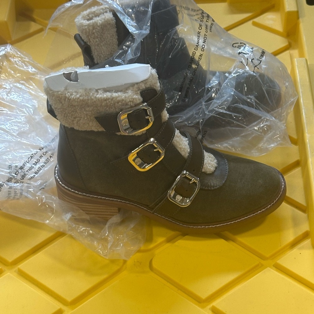 🆕 Vince Camuto Klerica Leather and Faux Fur Moto/Hiker Boot - 7.5 - Picture 2 of 3
